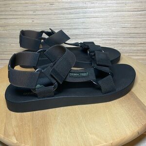 Ozark trail Outdoor Trek adjustable Ankle Strap Sandals. Men’s size 8